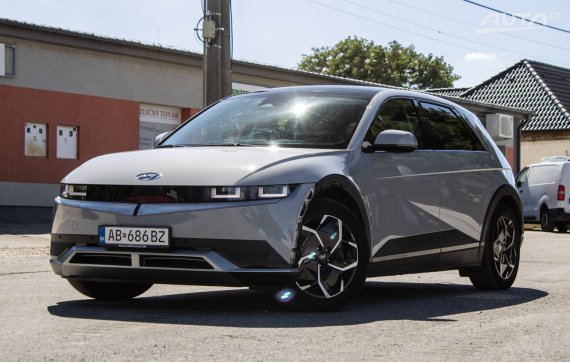 Hyundai Ioniq 5 77 kWh 4x4, 239kW (2023) / AJ NA SPLÁTKY / PROTIÚČET / 2023 - hlavní pohled