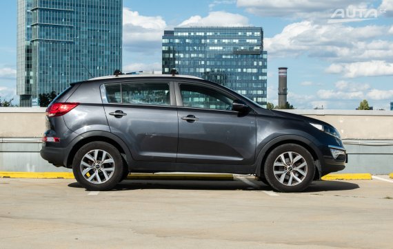Kia Sportage 1.7 CRDi, 85kW (2015) / AJ NA SPLÁTKY / PROTIÚČET / 2015 šedá
