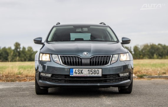 Škoda Octavia Combi 2018 82kW MT/5 2018 šedá