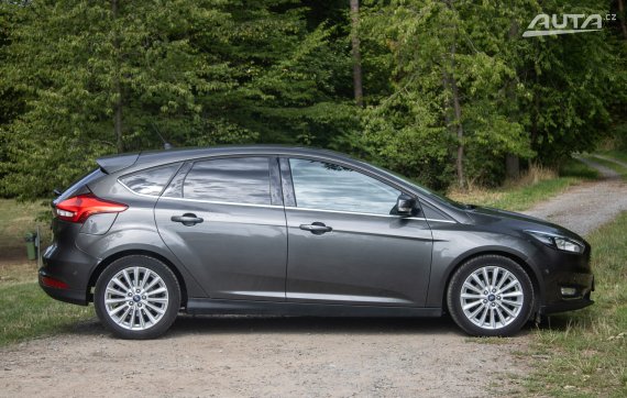 Ford Focus 1.0 EcoBoost 92kW (2018) 2018 šedá