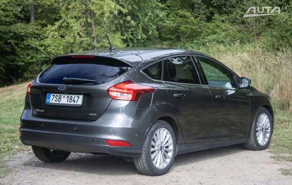 Ford Focus 1.0 EcoBoost 92kW (2018) 2018 šedá
