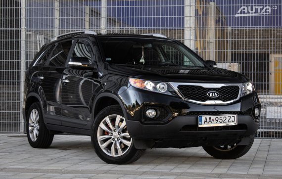 Kia Sorento 2.2 CRDi VGT 4WD A/T, 145kW, A6 / AJ NA SPLÁTKY / PROTIÚČET / 2010 černá
