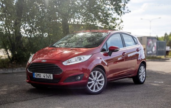 Ford Fiesta 2015 74kW FWD MT