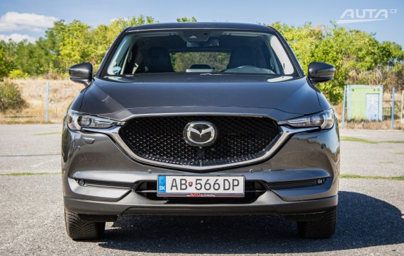 Mazda CX-5 2.5 Skyactiv Revolution TOP AWD A/T, 143kW, A6 / AJ NA SPLÁTKY / PROTIÚČET 2018 šedá