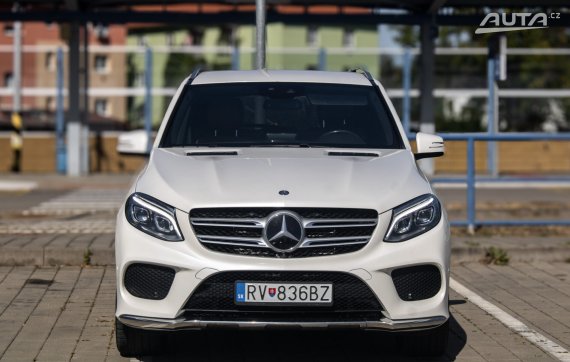 Mercedes-Benz GLE SUV 250d 4Matic / 150kW / A9 / ZÁRUKA / AJ NA SPLÁTKY / PROTIÚČET 2016 bílá