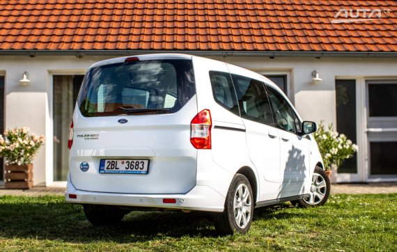 Ford Tourneo Courier 2020 73kW MT/6 2020 bílá