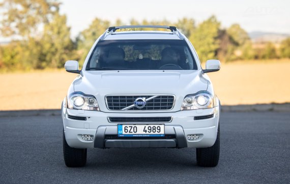 Volvo XC90 2014 120kW - 7Míst 2014 bílá