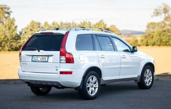 Volvo XC90 2014 120kW - 7Míst 2014 bílá