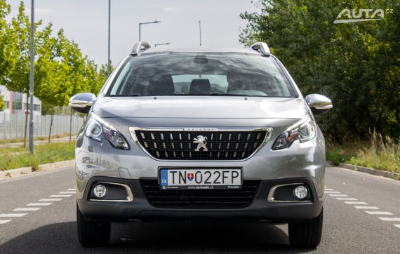 Peugeot 2008 1.2 PureTech Style / 60kW / M5 / ZÁRUKA / AJ NA SPLÁTKY / PROTIÚČET 2018 šedá