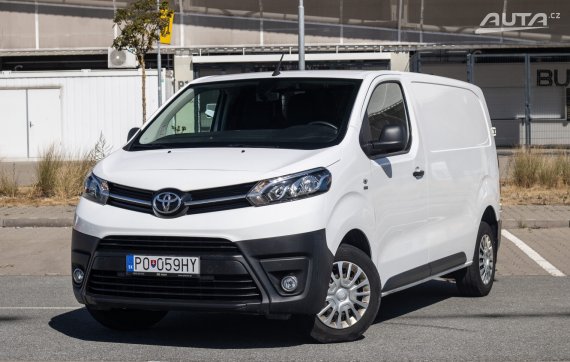 Toyota Proace 2.0 D-4D, 90kW (2021) / AJ NA SPLÁTKY / PROTIÚČET / 2021 - hlavní pohled