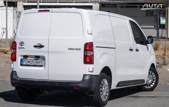 Toyota Proace 2.0 D-4D, 90kW (2021) / AJ NA SPLÁTKY / PROTIÚČET / 2021 bílá