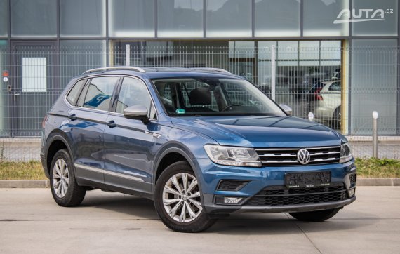 Volkswagen Tiguan Allspace 2.0 TDI SCR BMT Comfortline 4MOTION DSG, 110kW / AJ NA SPLÁTKY / 2018 modrá