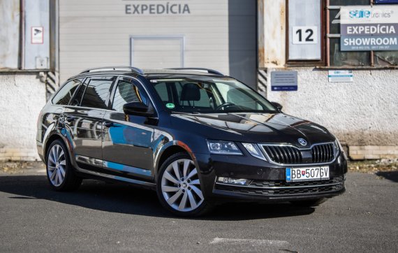 Škoda Octavia Combi 2.0 TDI L&amp;K 4x4 135kW AT/6 / AJ NA SPLÁTKY / PROTIÚČET 2017 černá