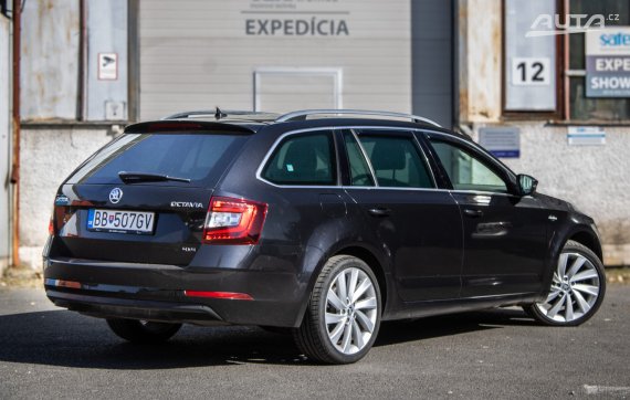 Škoda Octavia Combi 2.0 TDI L&amp;K 4x4 135kW AT/6 / AJ NA SPLÁTKY / PROTIÚČET 2017 černá