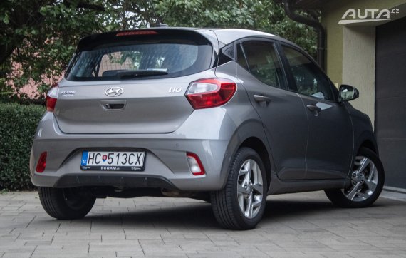 Hyundai i10 1.0i Comfort AMT, 49kW (2023) / AJ NA SPLÁTKY / PROTIÚČET / 2023 šedá