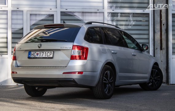 Škoda Octavia Combi 1.6 TDI, 81kW (2016) / AJ NA SPLÁTKY / PROTIÚČET / 2016 stříbrná metalíza
