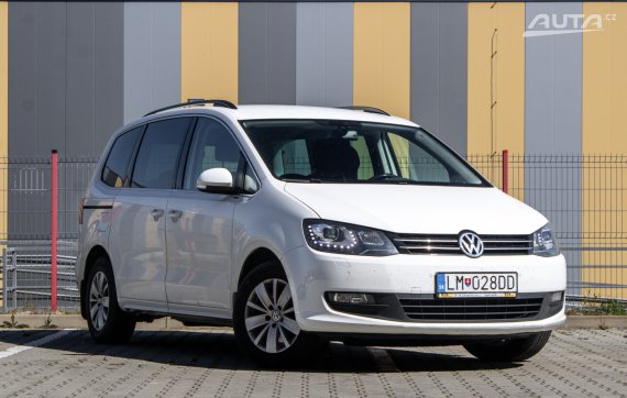 Volkswagen Sharan 2.0 TDI BMT Comfortline / 103kW / M6 / AJ NA SPLÁTKY / PROTIÚČET 2015 bílá