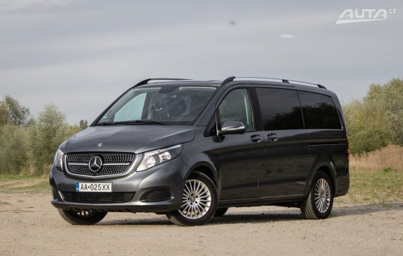 Mercedes-Benz V trieda V220d long A/T, 120kW, A7 / AJ NA SPLÁTKY / PROTIÚČET / 2016 - hlavní pohled