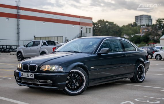 BMW 330Ci M paket 2001 RWD 170kW 2001 - hlavní pohled