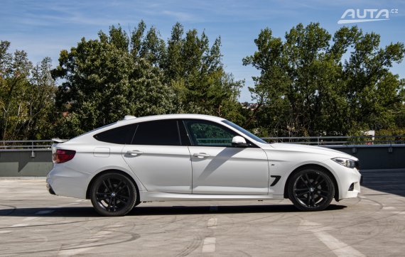 BMW Rad 3 GT 320i  xDrive A/T M-sport, 135kW, A8 / AJ NA SPLÁTKY / PROTIÚČET / 2021 bílá