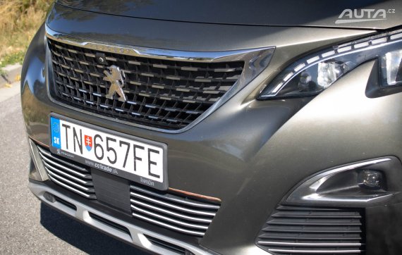 Peugeot 3008 1.6 HDi A/T 2017 šedá