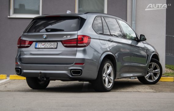BMW X5 xDrive30d A/T, 190kW (2017) / AJ NA SPLÁTKY / PROTIÚČET / 2017 šedá