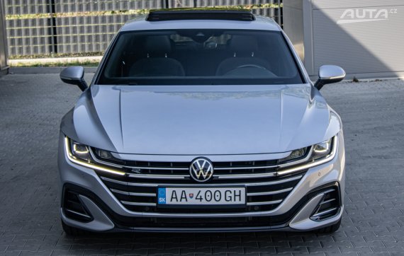 Volkswagen Arteon Shooting Brake SB 2.0 TDI R-Line DSG, 147 kW, A7 / AJ NA SPLÁTKY / PROTIÚČET 2022 stříbrná metalíza