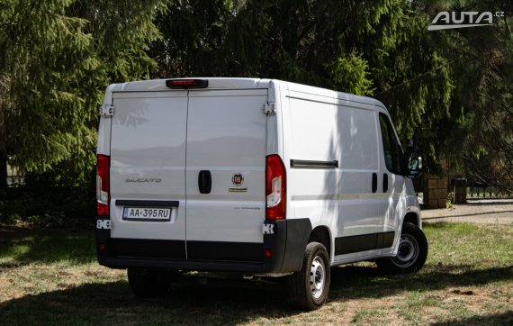 Fiat Ducato 2.2 MultiJet 120 chladiarenské, 88 kW, M6 / AJ NA SPLÁTKY / PROTIÚČET / 2024 bílá