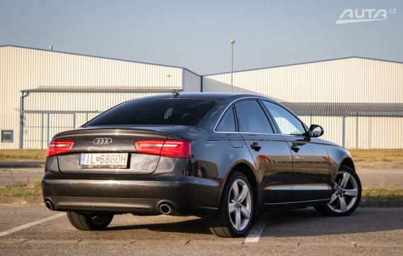 Audi A6 C7 3.0 TDI 2011 šedá
