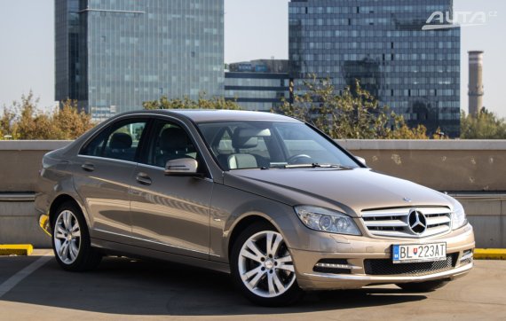 Mercedes-Benz C250 CDI Avantgarde / 150kW / A7 / AJ NA SPLÁTKY / PROTIÚČET 2010 hnědá