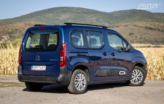 Citroën Berlingo BlueHDi 100, 75kW, M5 / AJ NA SPLÁTKY / PROTIÚČET / 2020 modrá