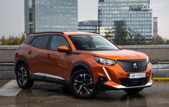 Peugeot 2008 1.2 PureTech Allure Pack / 96kW / M6 / ZÁRUKA / AJ NA SPLÁTKY / PROTIÚČET 2021 oranžová