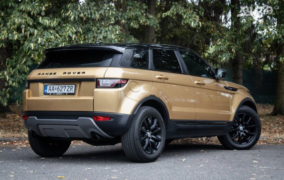 Land Rover Range Rover Evoque 2.0 Td4 150 SE Plus, 110 kW, A9 / AJ NA SPLÁTKY / PROTIÚČET / 2016 zlatá metalíza