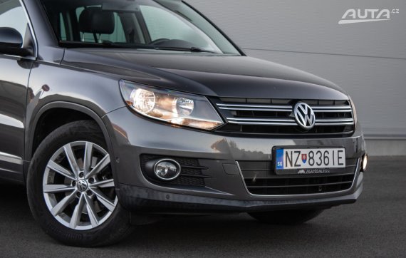 Volkswagen Tiguan 2.0 CR TDI 110k BMT Trend&amp;Fun, 81 kW, M6 / AJ NA SPLÁTKY / PROTIÚČET / 2015 šedá