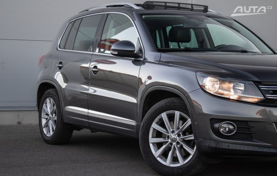 Volkswagen Tiguan 2.0 CR TDI 110k BMT Trend&amp;Fun, 81 kW, M6 / AJ NA SPLÁTKY / PROTIÚČET / 2015 šedá