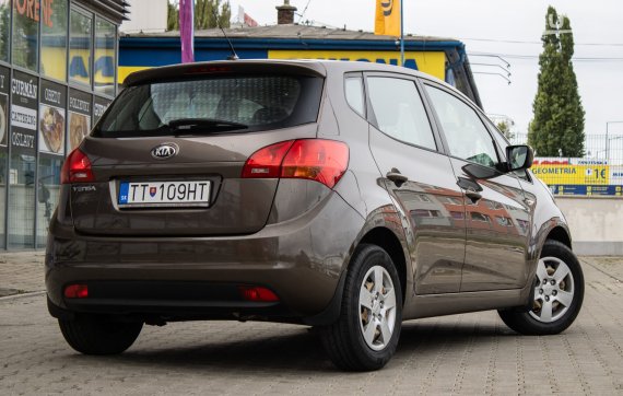 Kia Venga 1.4 CVVT, 66kW (2013) / AJ NA SPLÁTKY / PROTIÚČET / 2013 hnědá