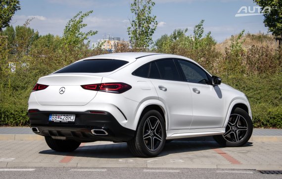Mercedes-Benz GLE Kupé 350 d 4MATIC AMG Line A/T, 200 kW, A9 / AJ NA SPLÁTKY / PROTIÚČET / 2021 bílá
