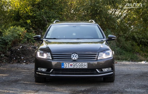 Volkswagen Passat Variant 2.0 TDI BMT Highline DSG, 103kW (2012) / AJ NA SPLÁTKY / PROTIÚČET / 2012 hnědá