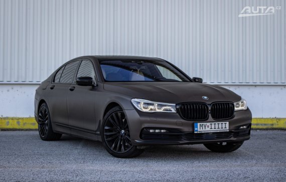 BMW Rad 7 G11 730d xDrive A/T, 195 kW, A8, 4d. / AJ NA SPLÁTKY / PROTIÚČET / 2015 hnědá