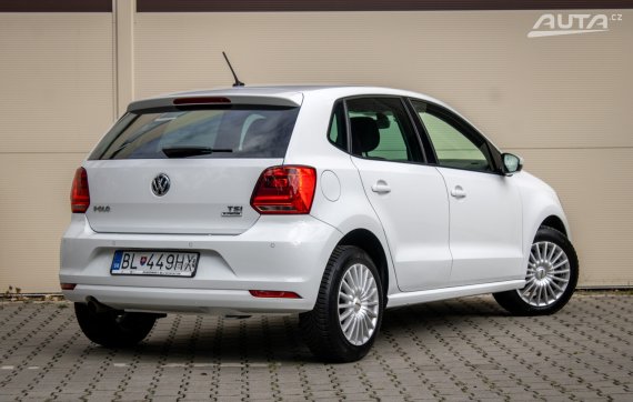 Volkswagen Polo 1.2 TSI 90k Highline BMT DSG, 66 kW, A7, 5d / AJ NA SPLÁTKY / PROTIÚČET / 2014 bílá