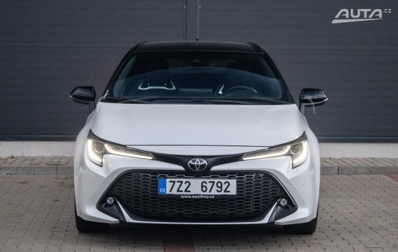 Toyota Corolla 1.8 hybrid e-CVT 2023 2023 bílá