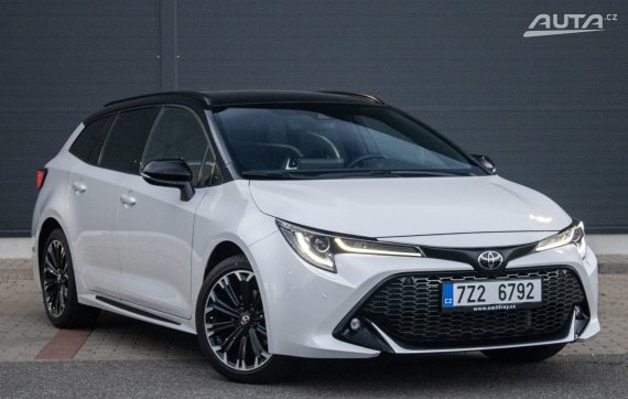 Toyota Corolla 1.8 hybrid e-CVT 2023 2023 bílá