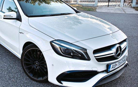 Mercedes-Benz A trieda Mercedes-AMG A45 4Matic A/T, 280 kW, A7, 5d. / AJ NA SPLÁTKY / PROTIÚČET / 2016 bílá