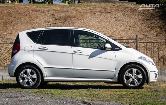 Mercedes-Benz A trieda 160 Elegance Blue, 70kW, M5, 5d. / AJ NA SPLÁTKY / PROTIÚČET / 2010 bílá