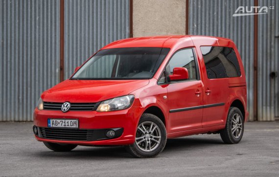 Volkswagen Caddy Life 1.6 TDI 2011 - hlavní pohled