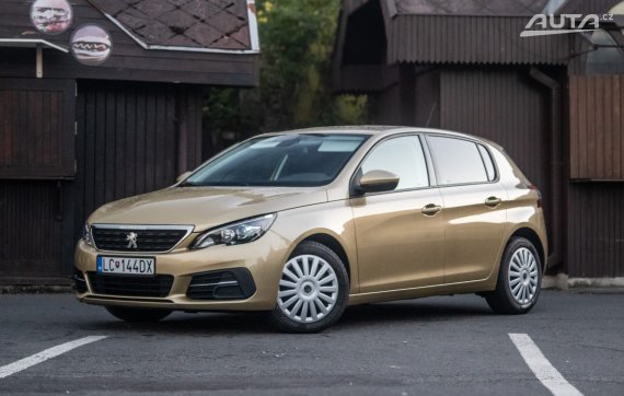 Peugeot 308 1.6 BlueHDi 73kW MT/5 / AJ NA SPLÁTKY / PROTIÚČET 2017 - hlavní pohled