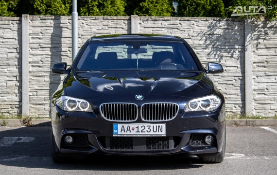 BMW Rad 5 F10 530xD 2012 černá