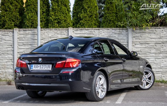 BMW Rad 5 F10 530xD 2012 černá