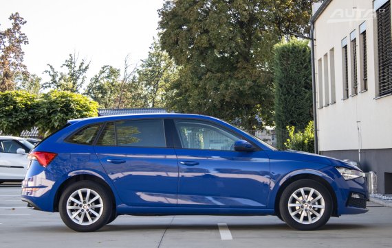 Škoda Scala 1.0 TSI Ambition / 70kW / M5 / ZÁRUKA / AJ NA SPLÁTKY / PROTIÚČET 2021 modrá