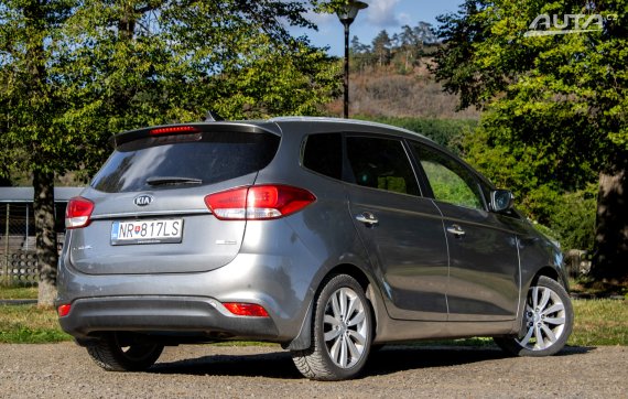 Kia Carens 1.7 CRDi / 104kW / M6 / ZÁRUKA / AJ NA SPLÁTKY / PROTIÚČET 2016 šedá